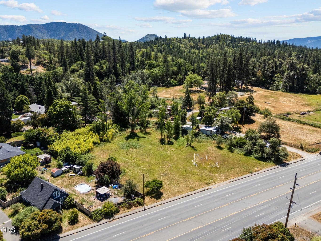 Photo of 2131 Williams Highway 3 of 18