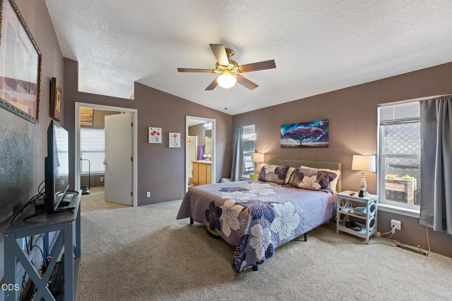 Photo of 21 Brophy Way 5 of 32