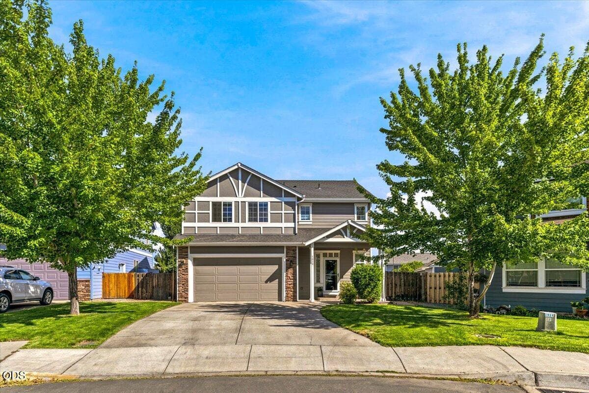 Photo of 1615 Sarasoda Court 2 of 47