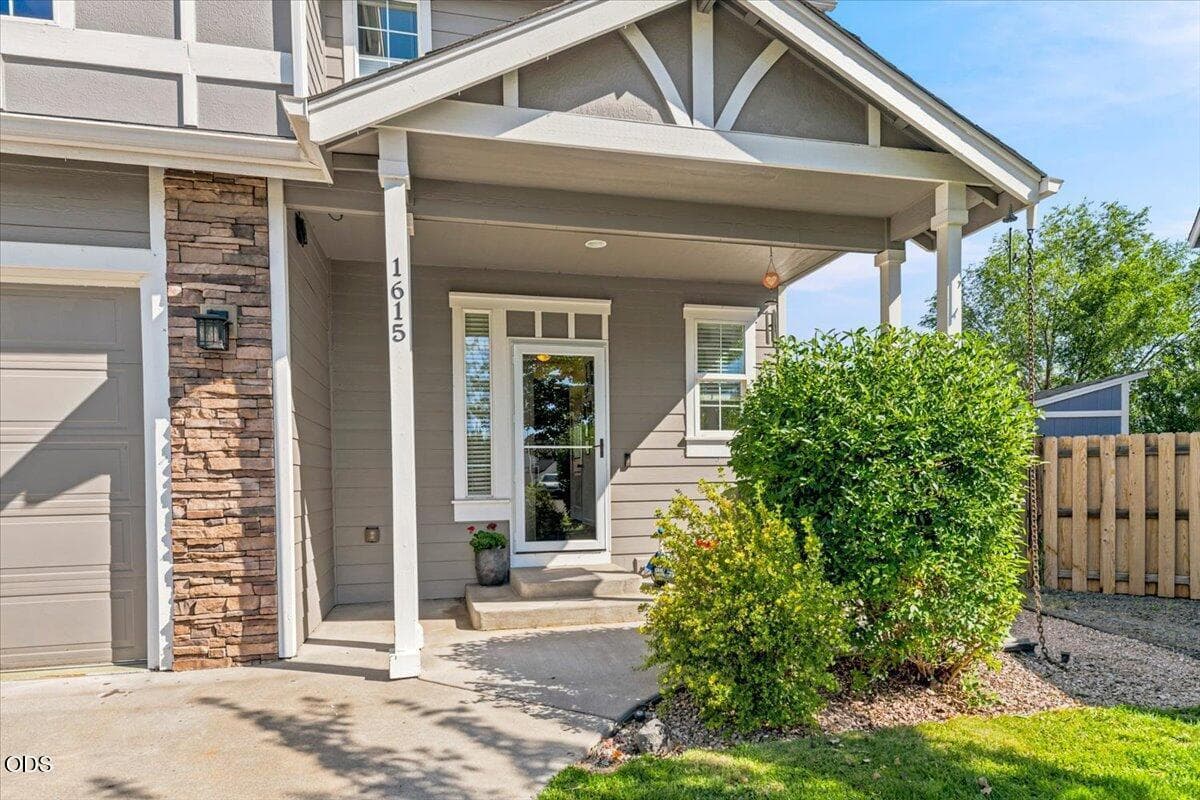 Photo of 1615 Sarasoda Court 3 of 47