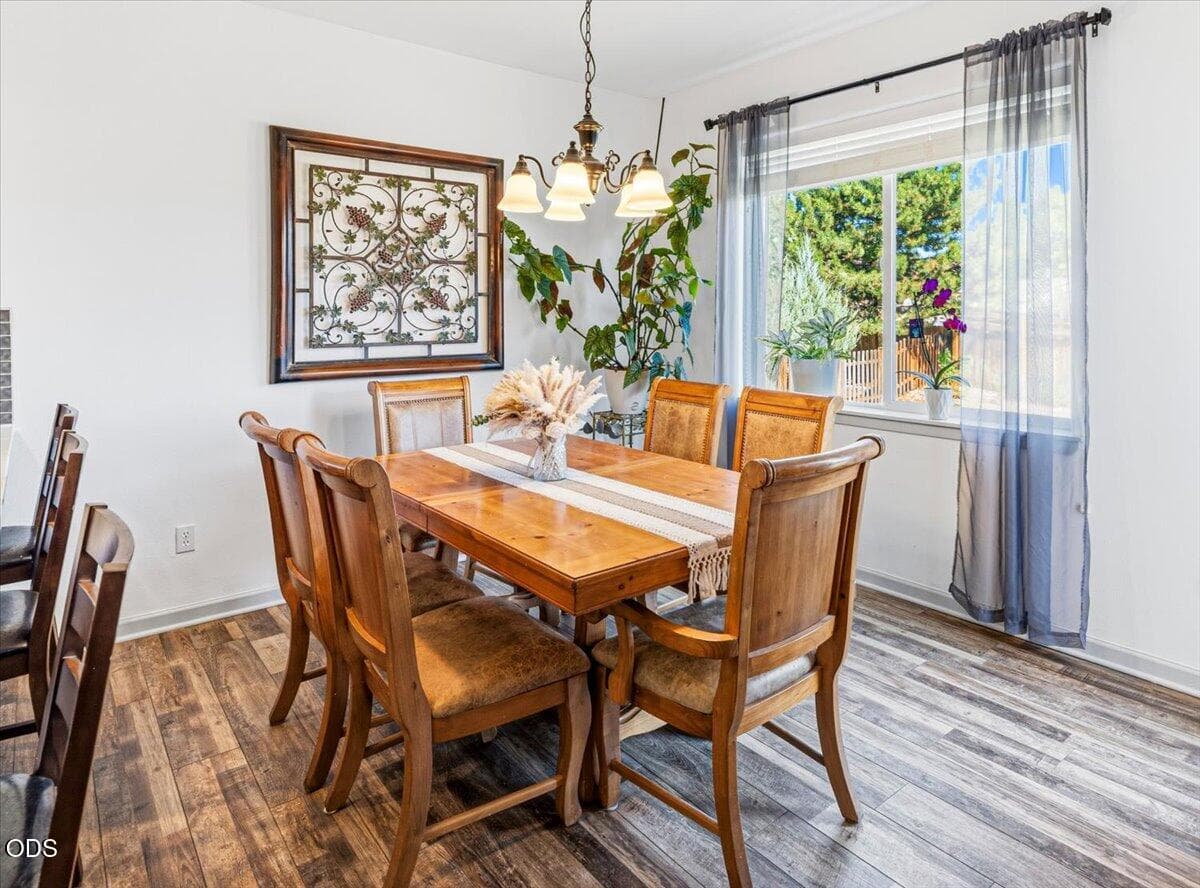 Photo of 1615 SW Sarasoda Court 17 of 47