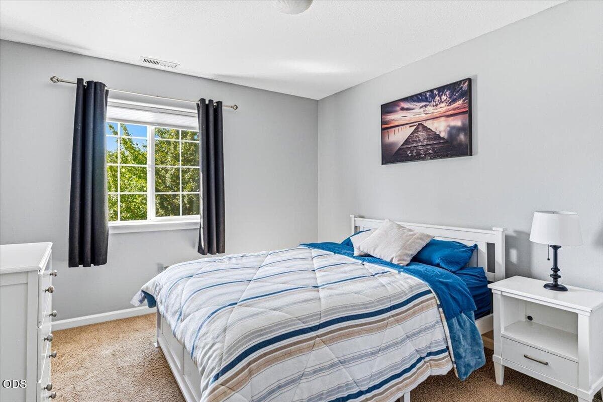Photo of 1615 SW Sarasoda Court 26 of 47