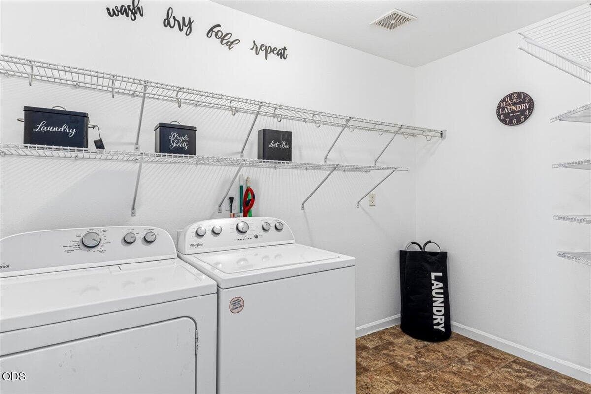 Photo of 1615 SW Sarasoda Court 30 of 47