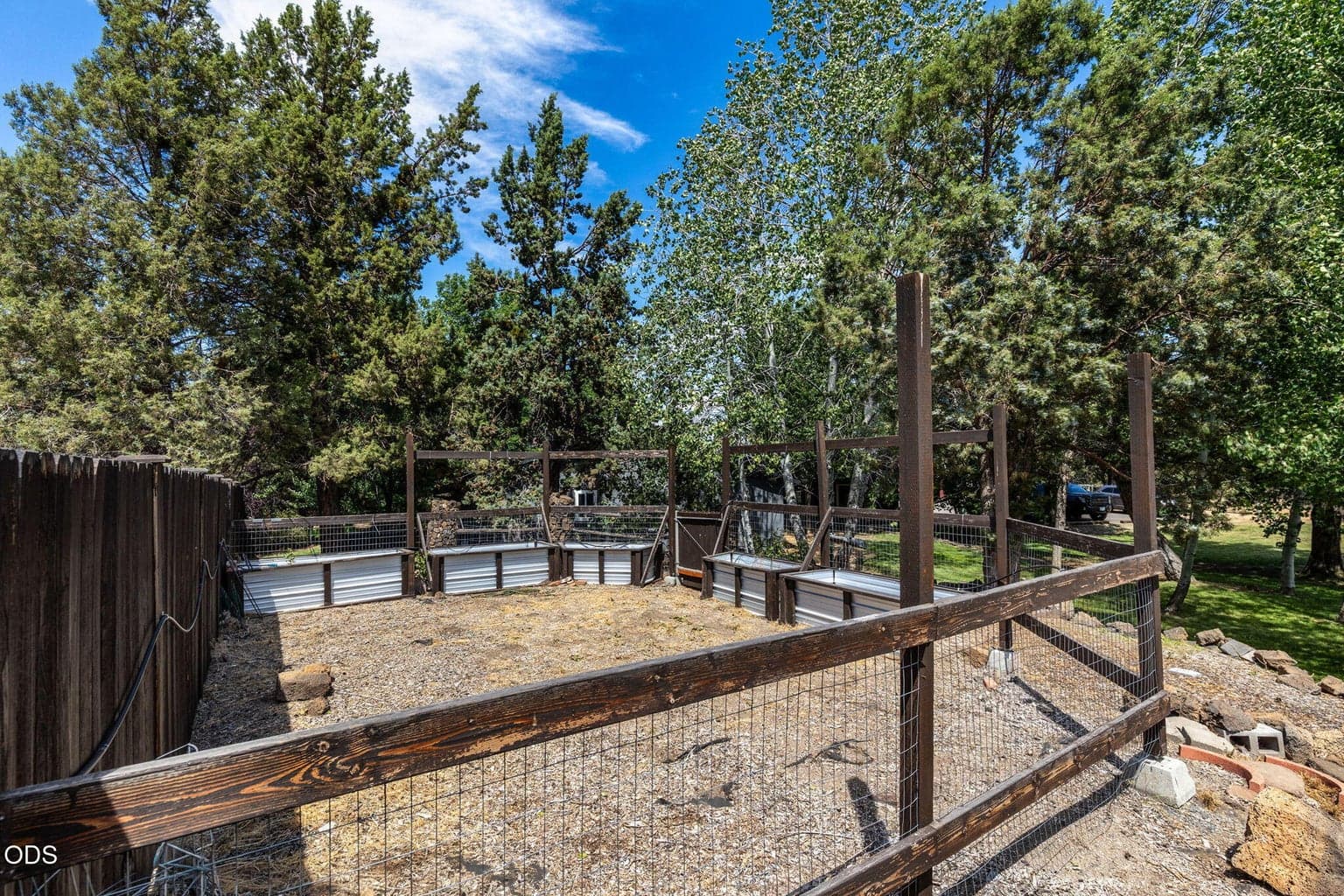 Photo of 63425 Deschutes Market Road 32 of 48