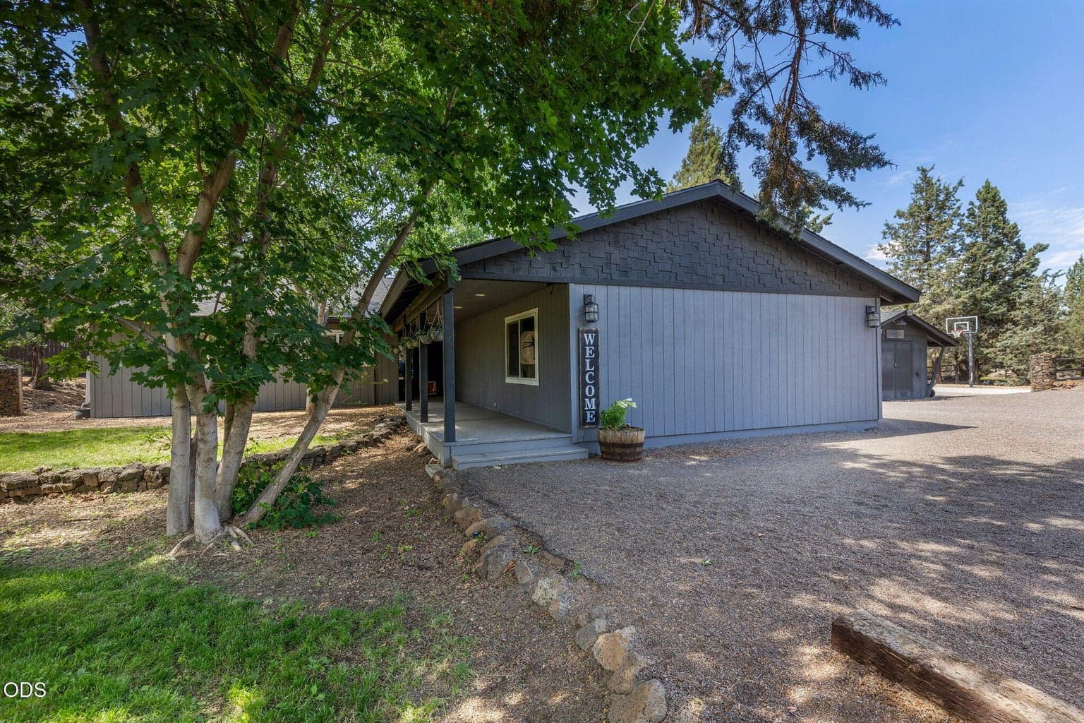 Photo of 63425 Deschutes Market Road 42 of 48