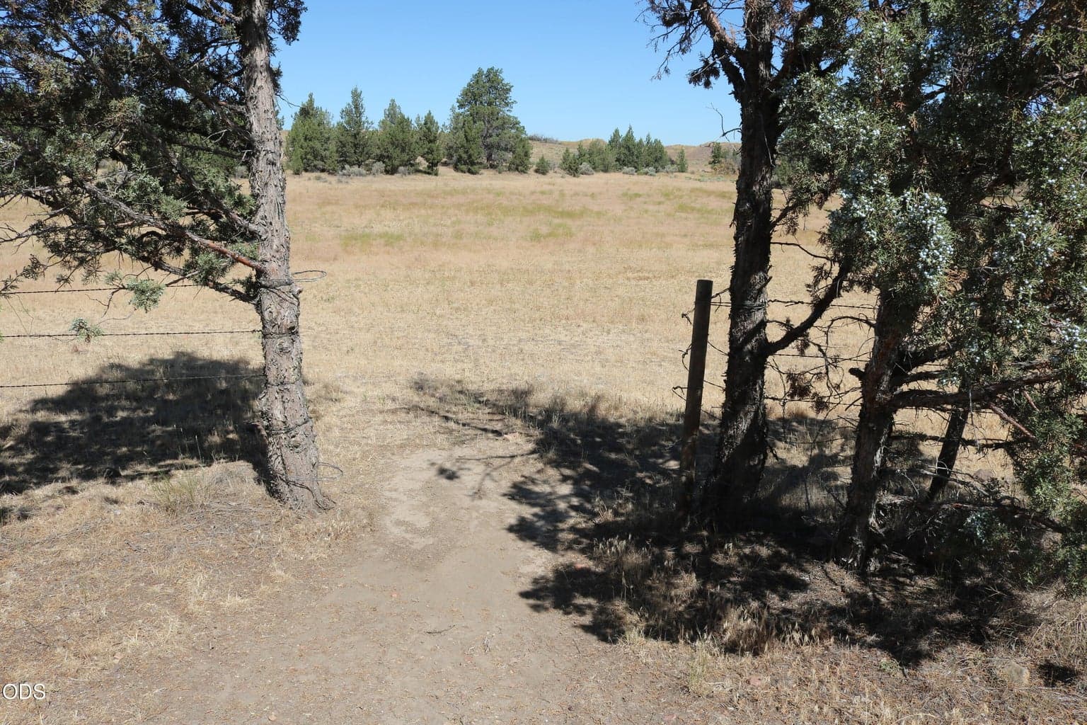 Photo of 1120 SE McTaggart Road 16 of 35