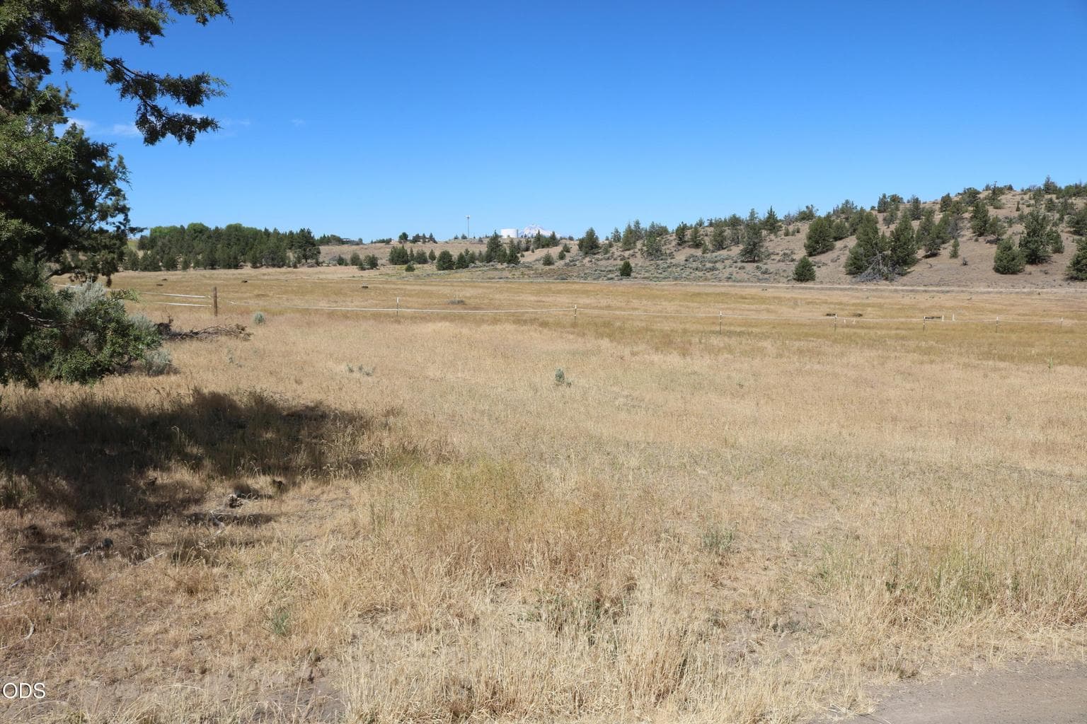 Photo of 1120 SE McTaggart Road 18 of 35