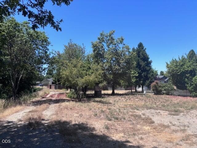 Photo of 1786 Hamilton Lane 2 of 3