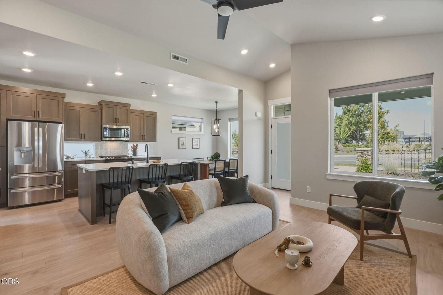 Photo of 20855 SE Caldera Drive 10 of 65