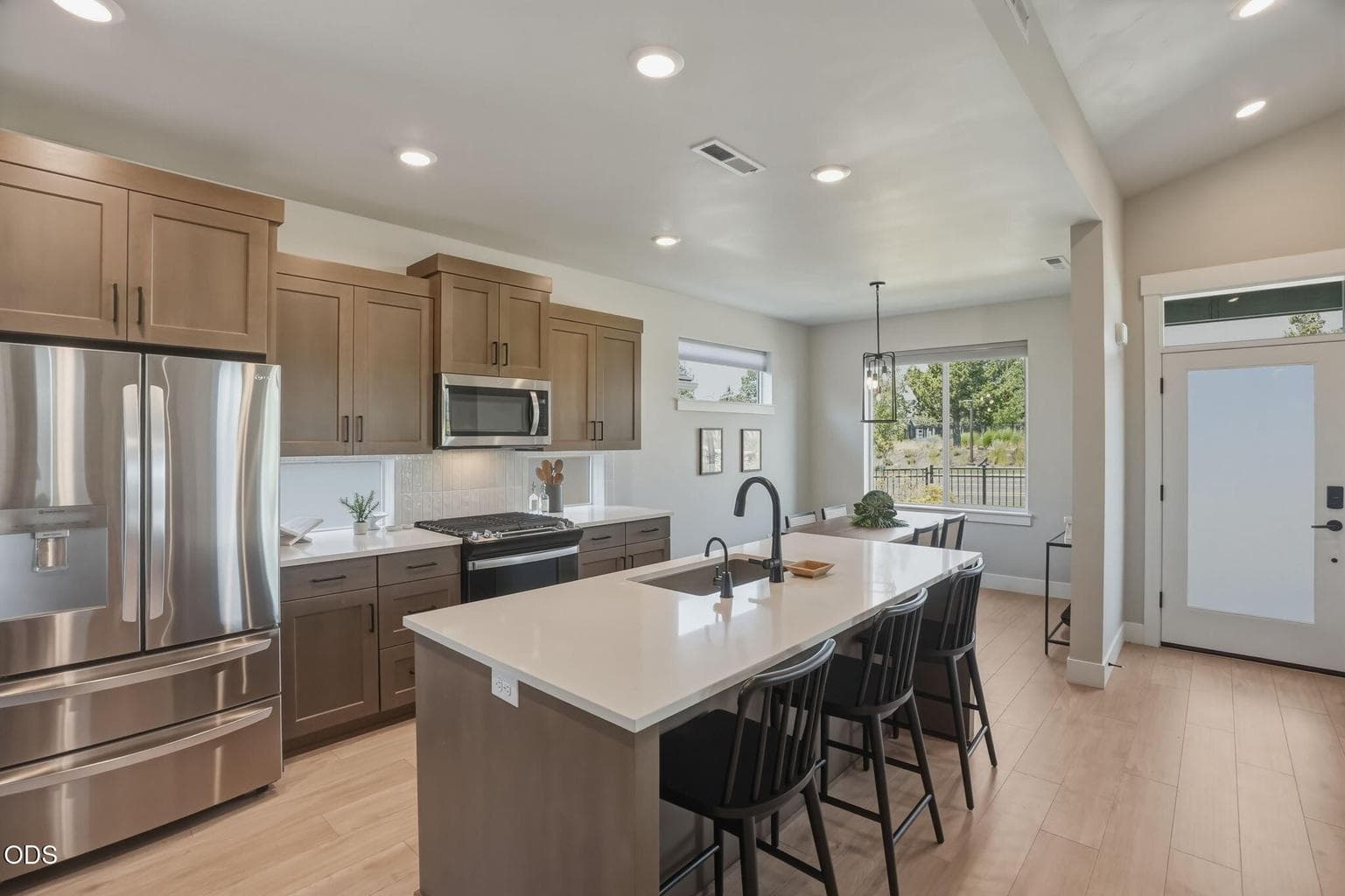 Photo of 20855 SE Caldera Drive 11 of 65