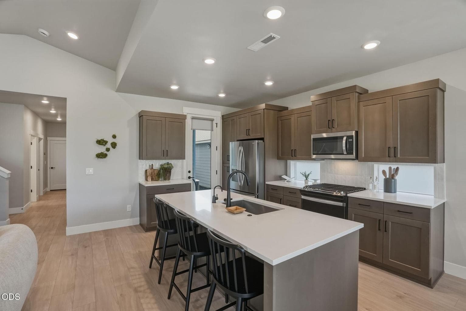 Photo of 20855 SE Caldera Drive 14 of 65