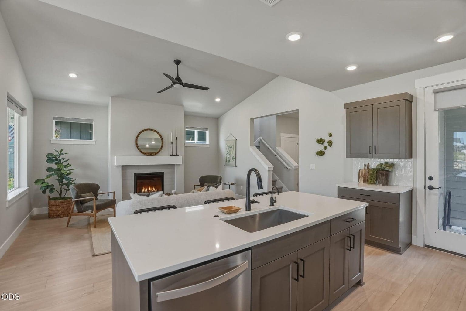 Photo of 20855 SE Caldera Drive 16 of 65