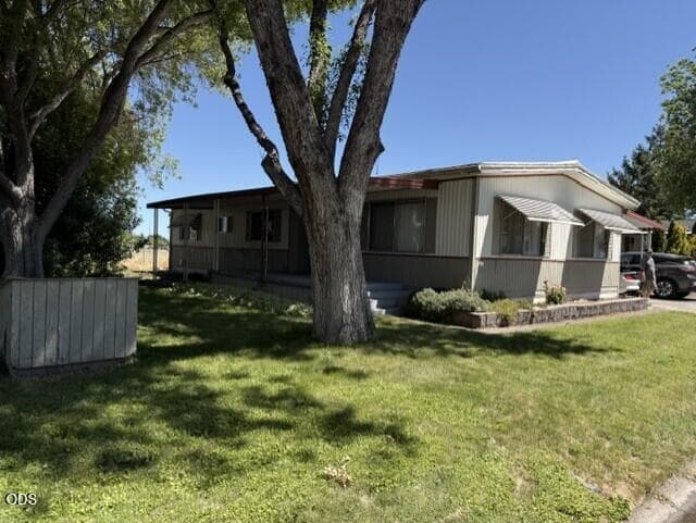 Photo of 2600 Stearns Way 2 of 19