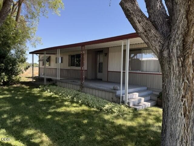 Photo of 2600 Stearns Way 3 of 19