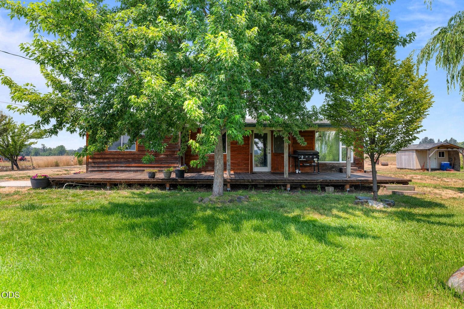 Photo of 14525 Natoma Avenue 1 of 37