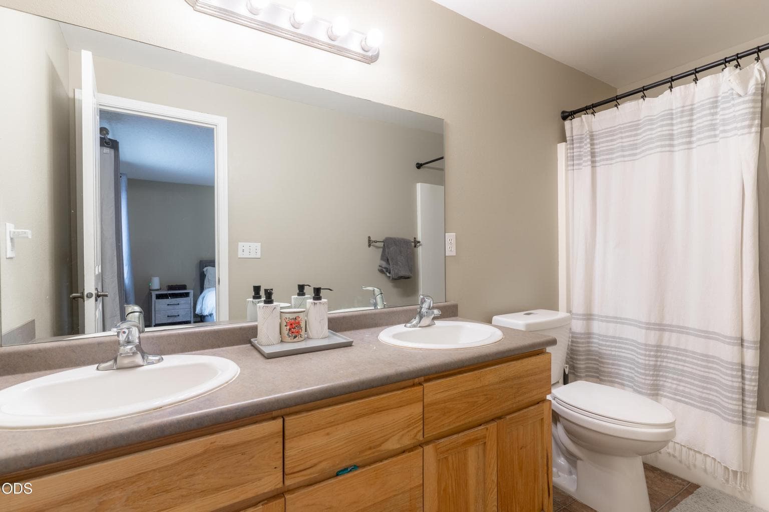 Photo of 16485 Cassidy Drive 12 of 18