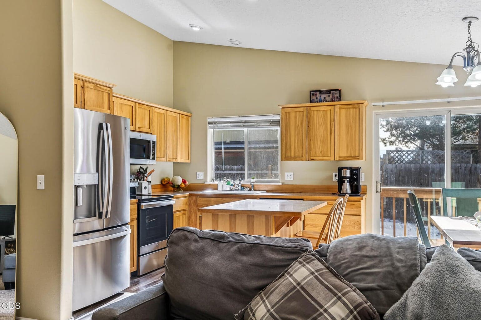 Photo of 16485 Cassidy Drive 4 of 18