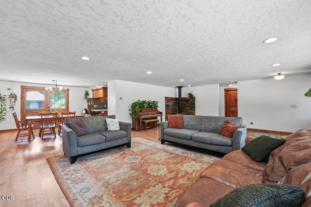 Photo of 16025 Sunset Lane 10 of 66