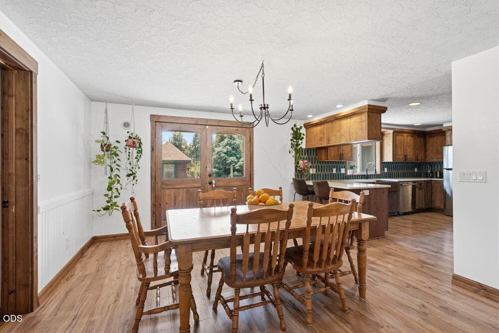 Photo of 16025 Sunset Lane 14 of 66