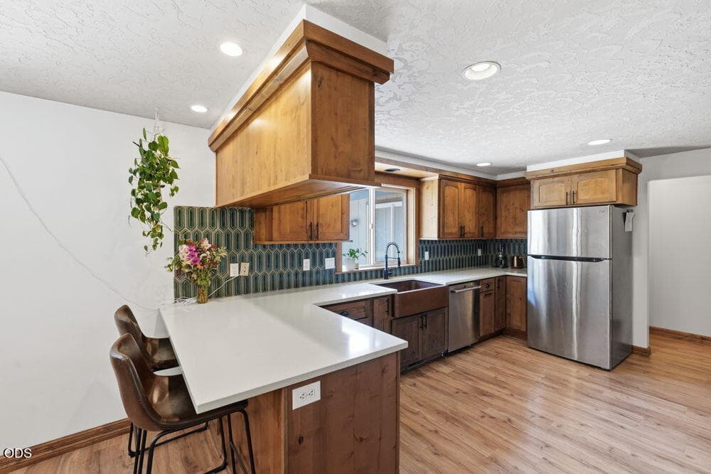 Photo of 16025 Sunset Lane 13 of 66