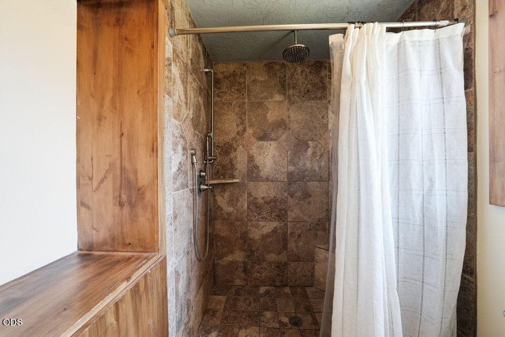 Photo of 16025 Sunset Lane 20 of 66