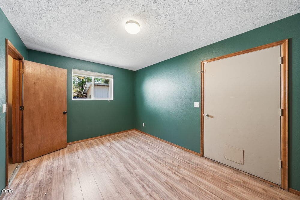 Photo of 16025 Sunset Lane 27 of 66