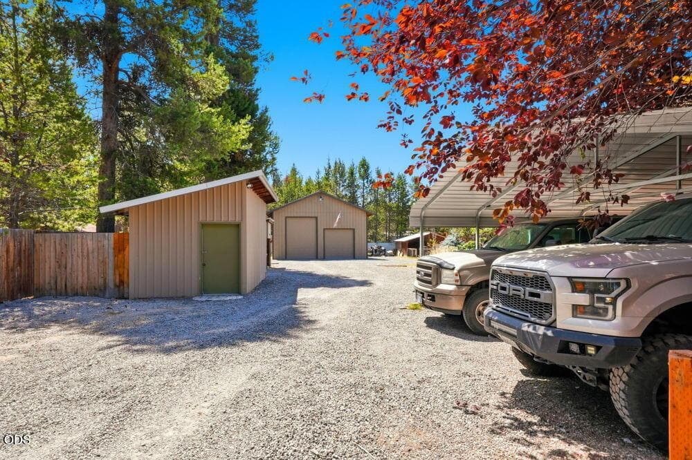 Photo of 16025 Sunset Lane 39 of 66