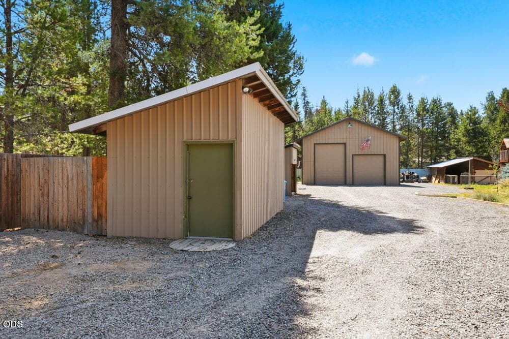 Photo of 16025 Sunset Lane 36 of 66