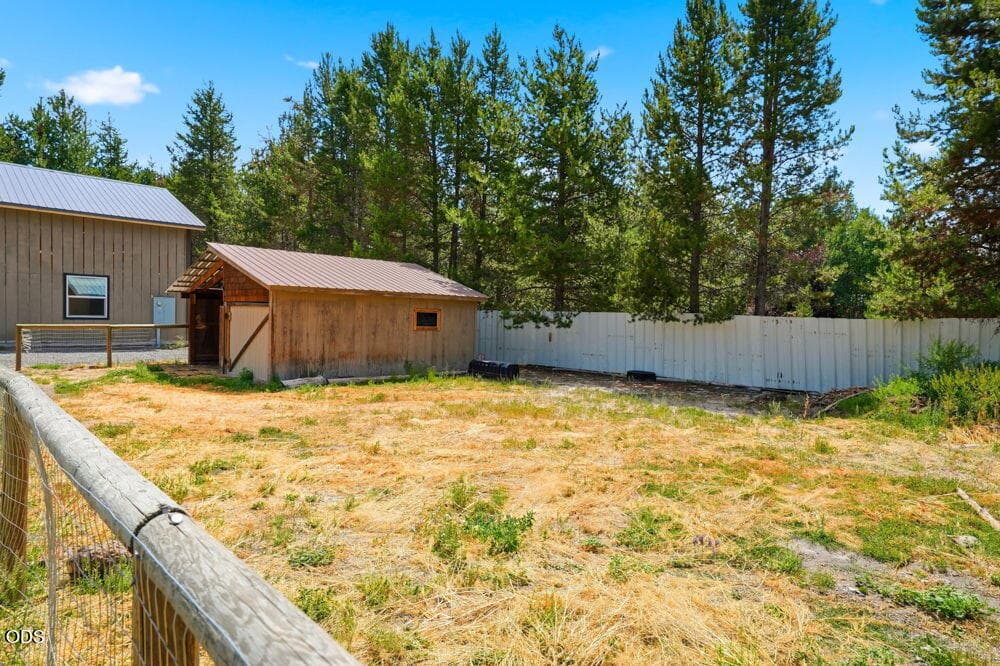 Photo of 16025 Sunset Lane 57 of 66