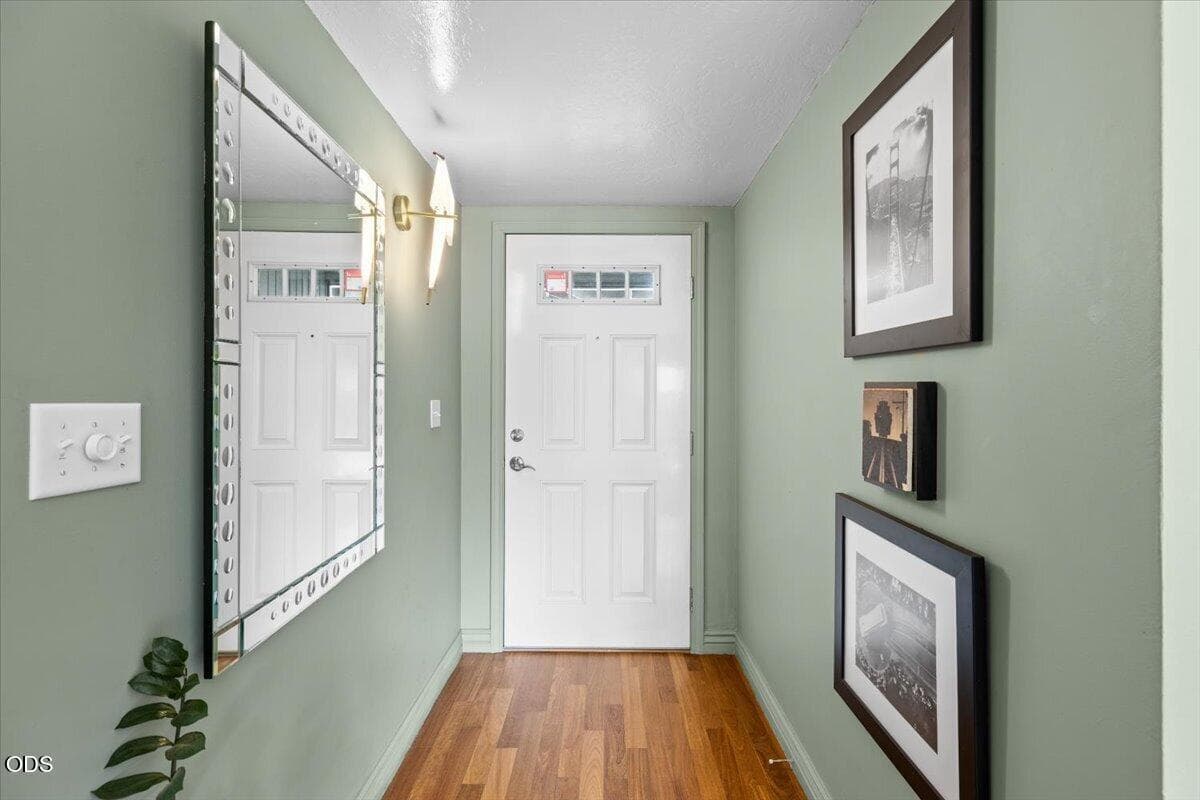 Photo of 1348 Ramada Avenue 2 of 20