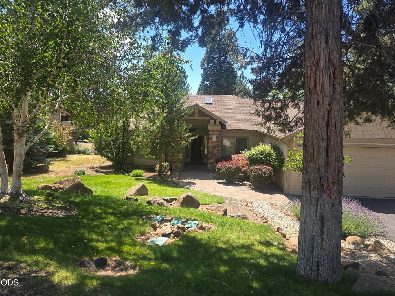 Photo of 4914 Grosbeak Drive 1 of 3