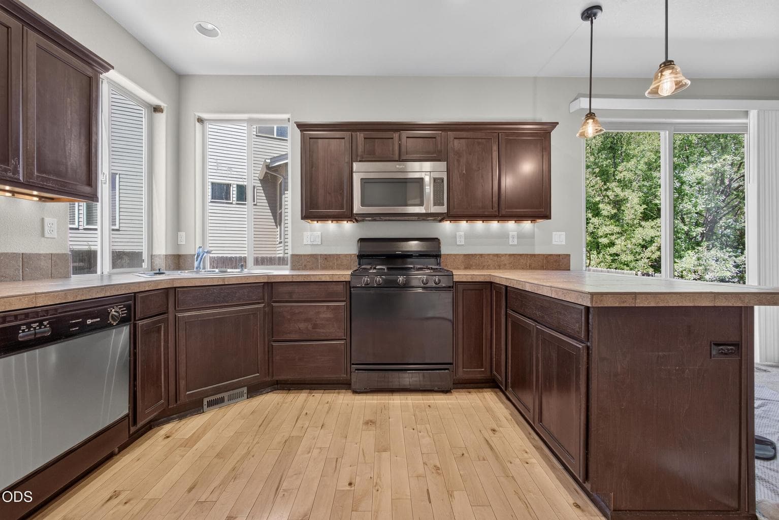 Photo of 61289 Bronze Meadow Lane 9 of 54