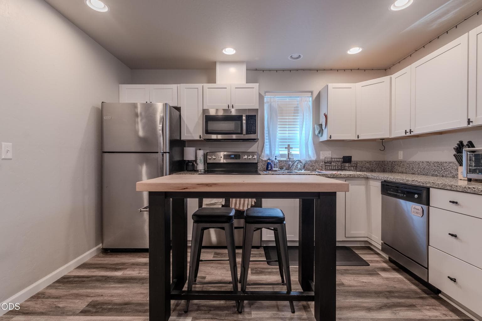 Photo of 7810 Jacqueline Way 4 of 15