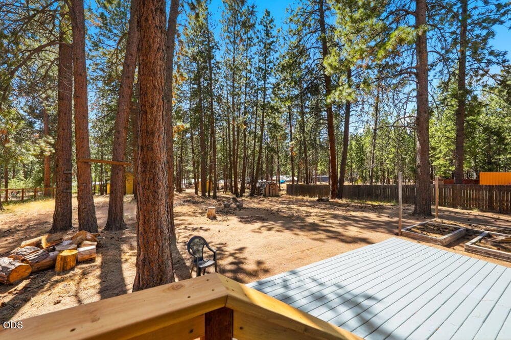 Photo of 60115 Crater Road 30 of 54