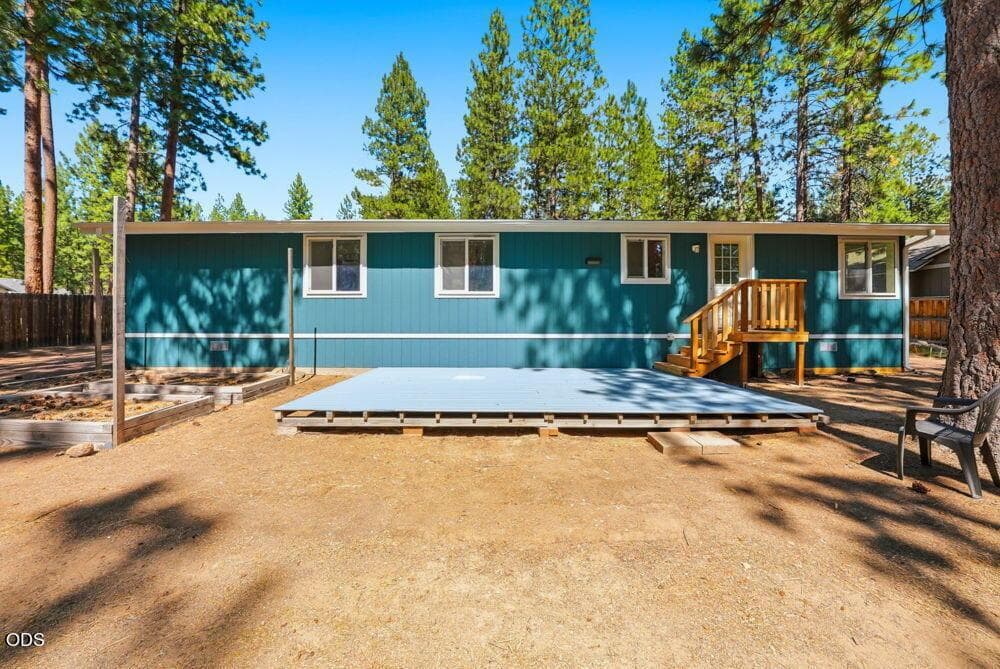 Photo of 60115 Crater Road 38 of 54