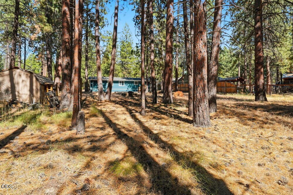 Photo of 60115 Crater Road 46 of 54