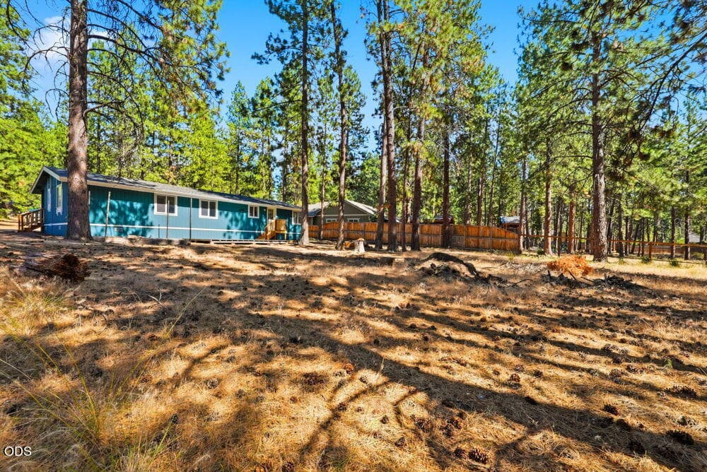 Photo of 60115 Crater Road 48 of 54