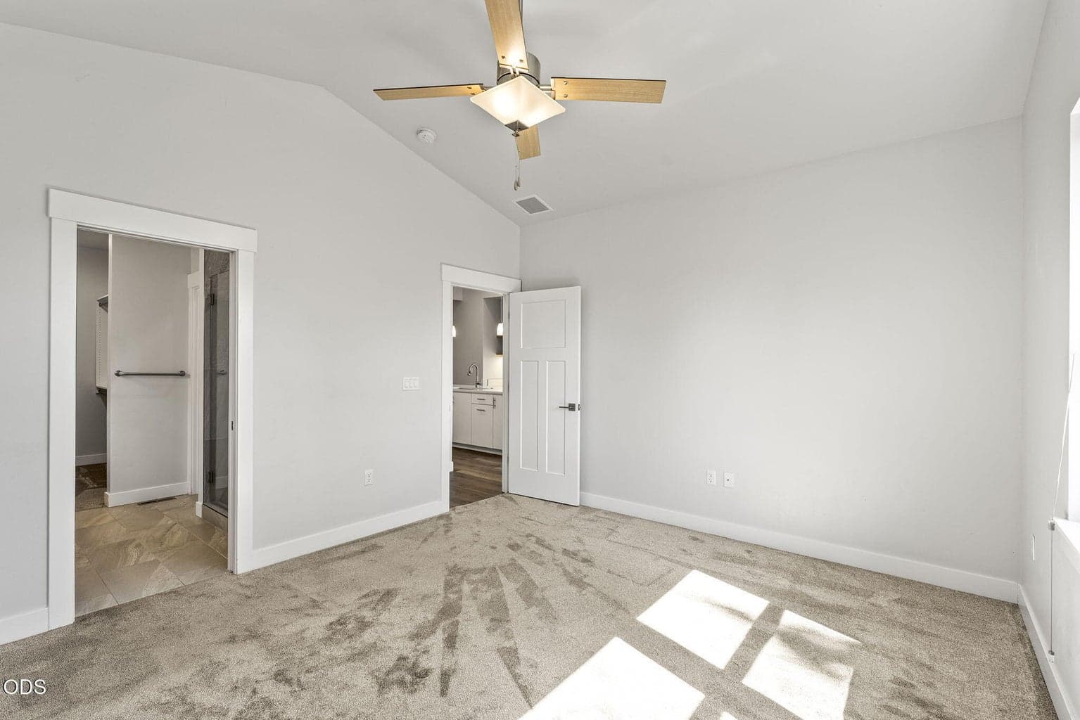 Photo of 61016 SE Crane Peak Court 18 of 47