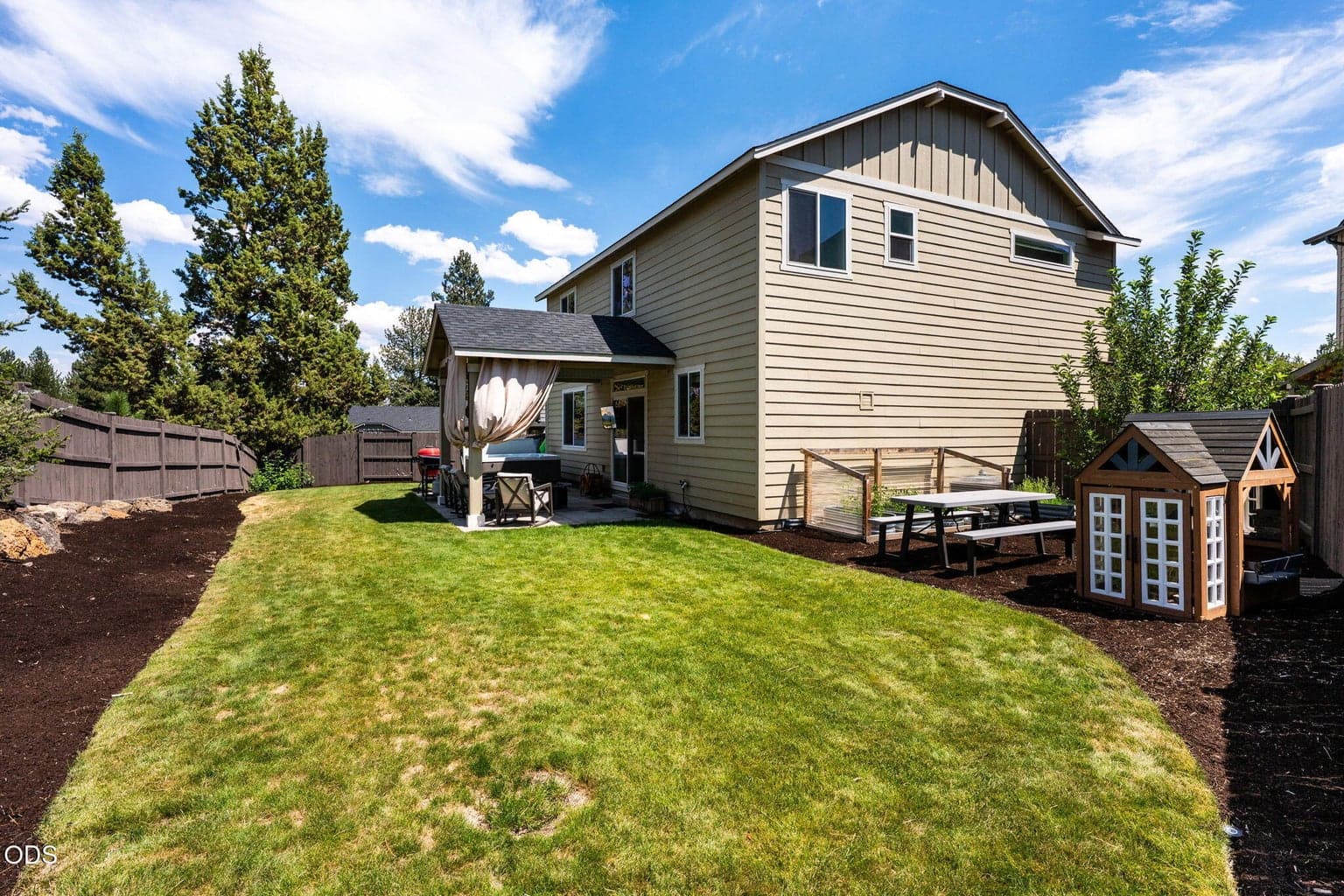 Photo of 20496 SE Clover Crest Court 2 of 54
