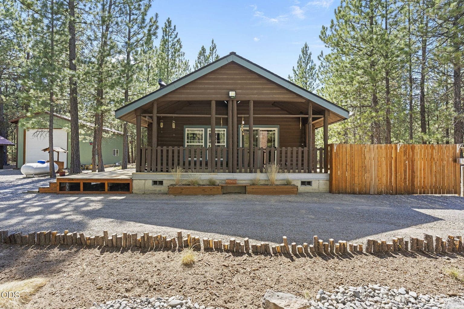 Photo of 14973 Ponderosa Loop 2 of 44
