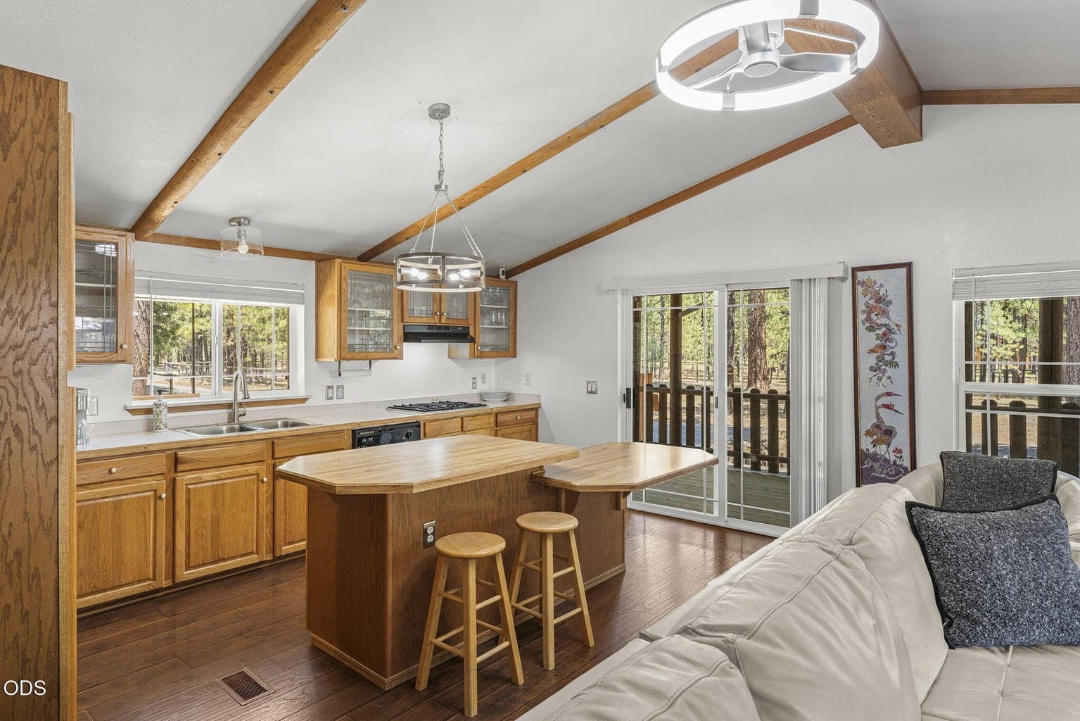 Photo of 14973 Ponderosa Loop 21 of 46