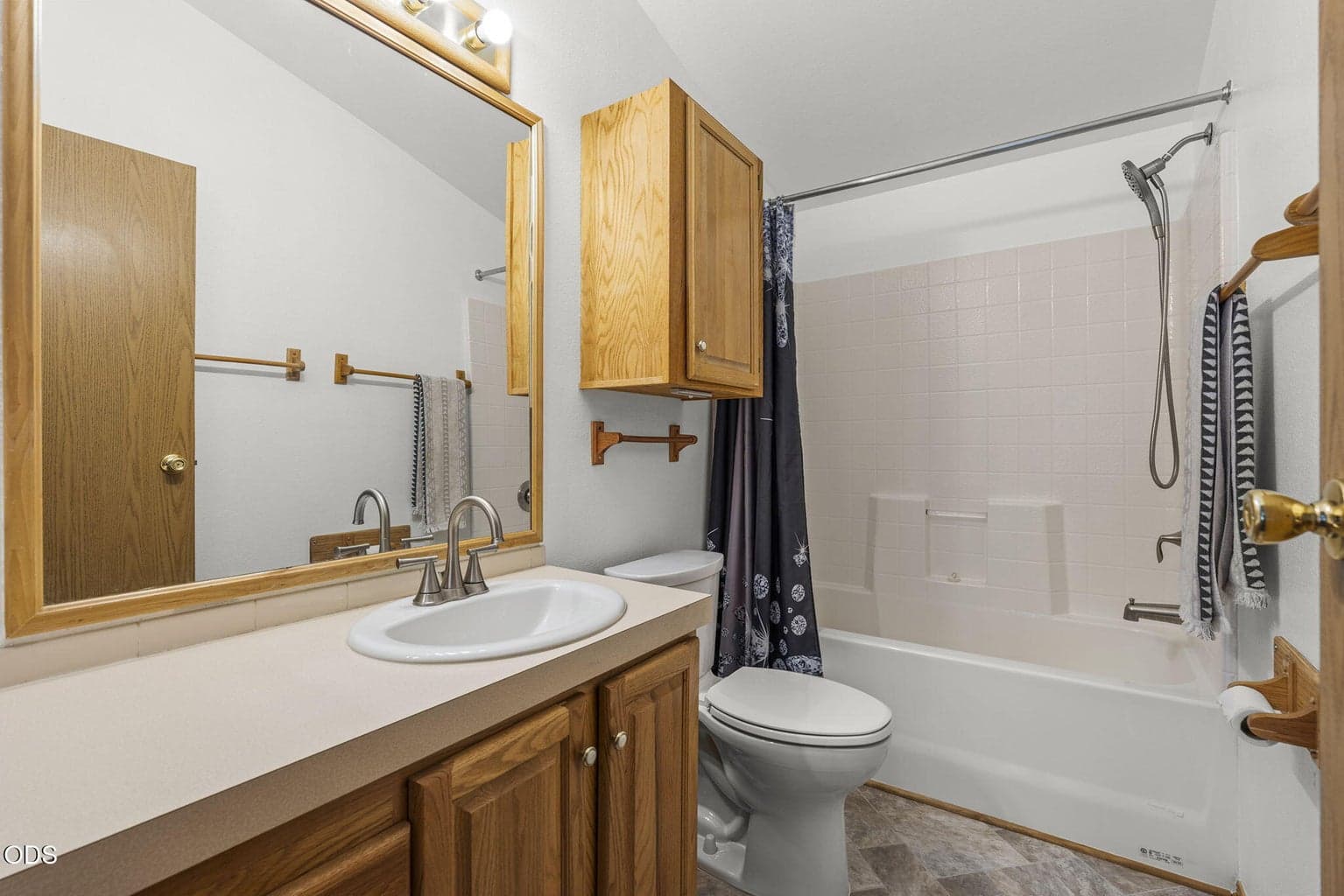Photo of 14973 Ponderosa Loop 25 of 46