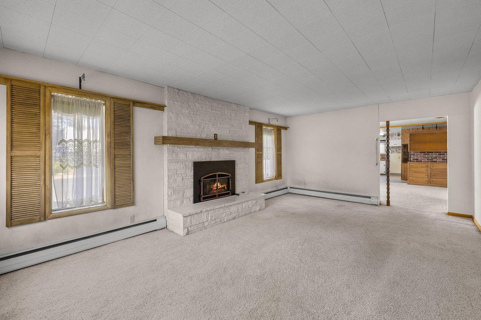 Photo of 195 SE Roosevelt Avenue 25 of 47