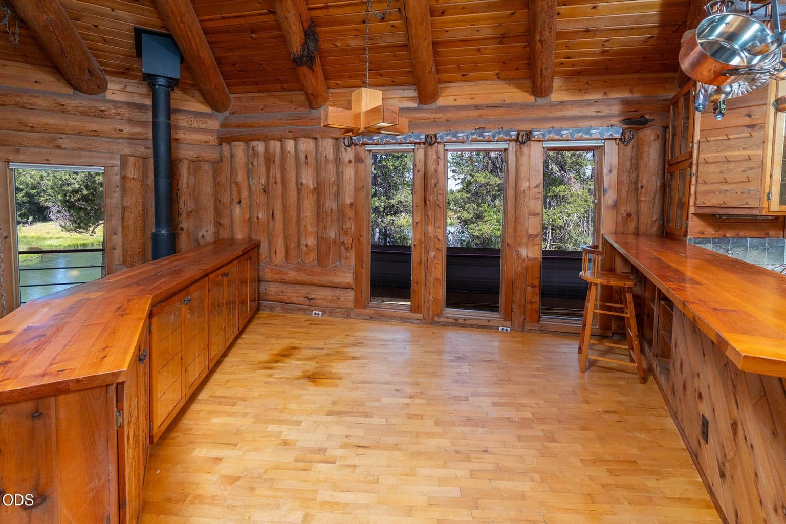 Photo of 54685 Silver Fox Drive 14 of 52