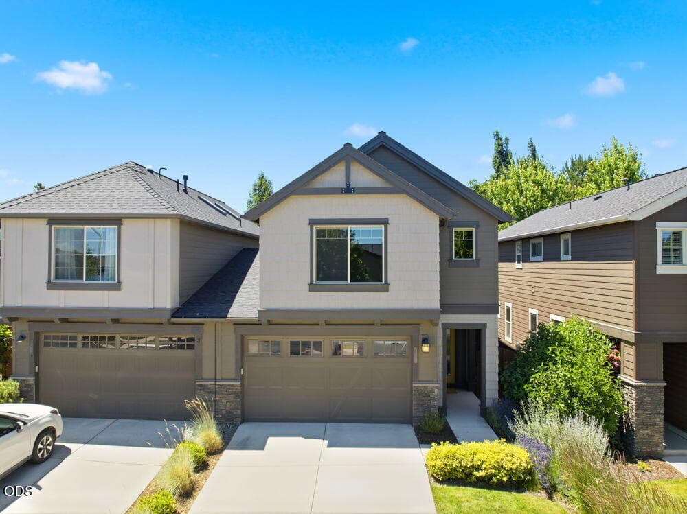 Photo of 63195 Black Powder Lane 1 of 48