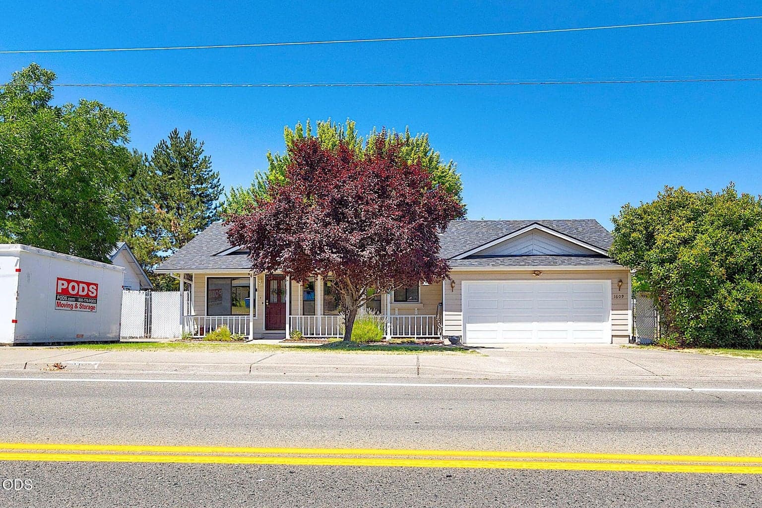 Photo of 1609 Leonard Road 4 of 37