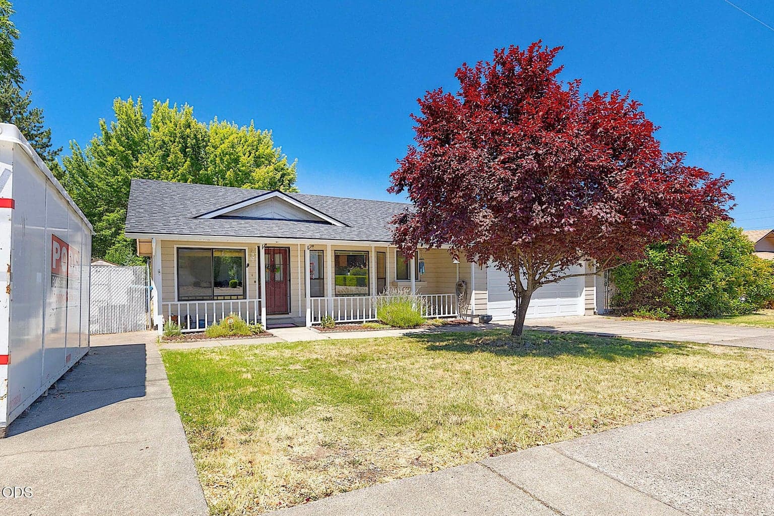 Photo of 1609 Leonard Road 2 of 37