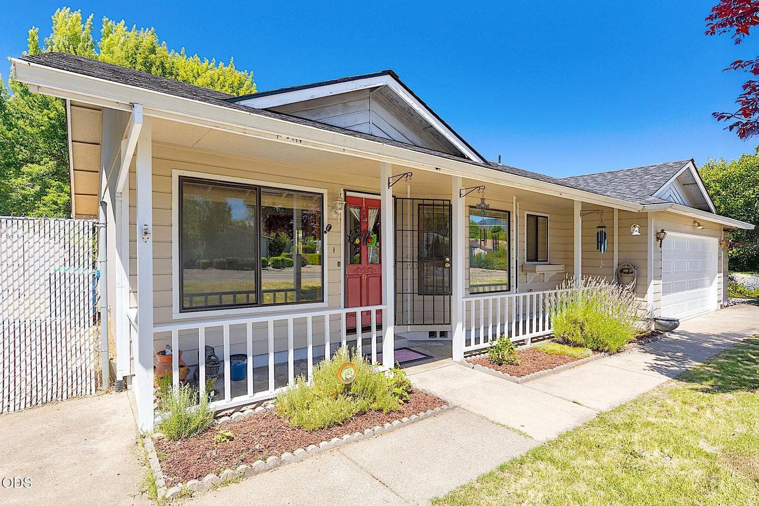 Photo of 1609 Leonard Road 1 of 37