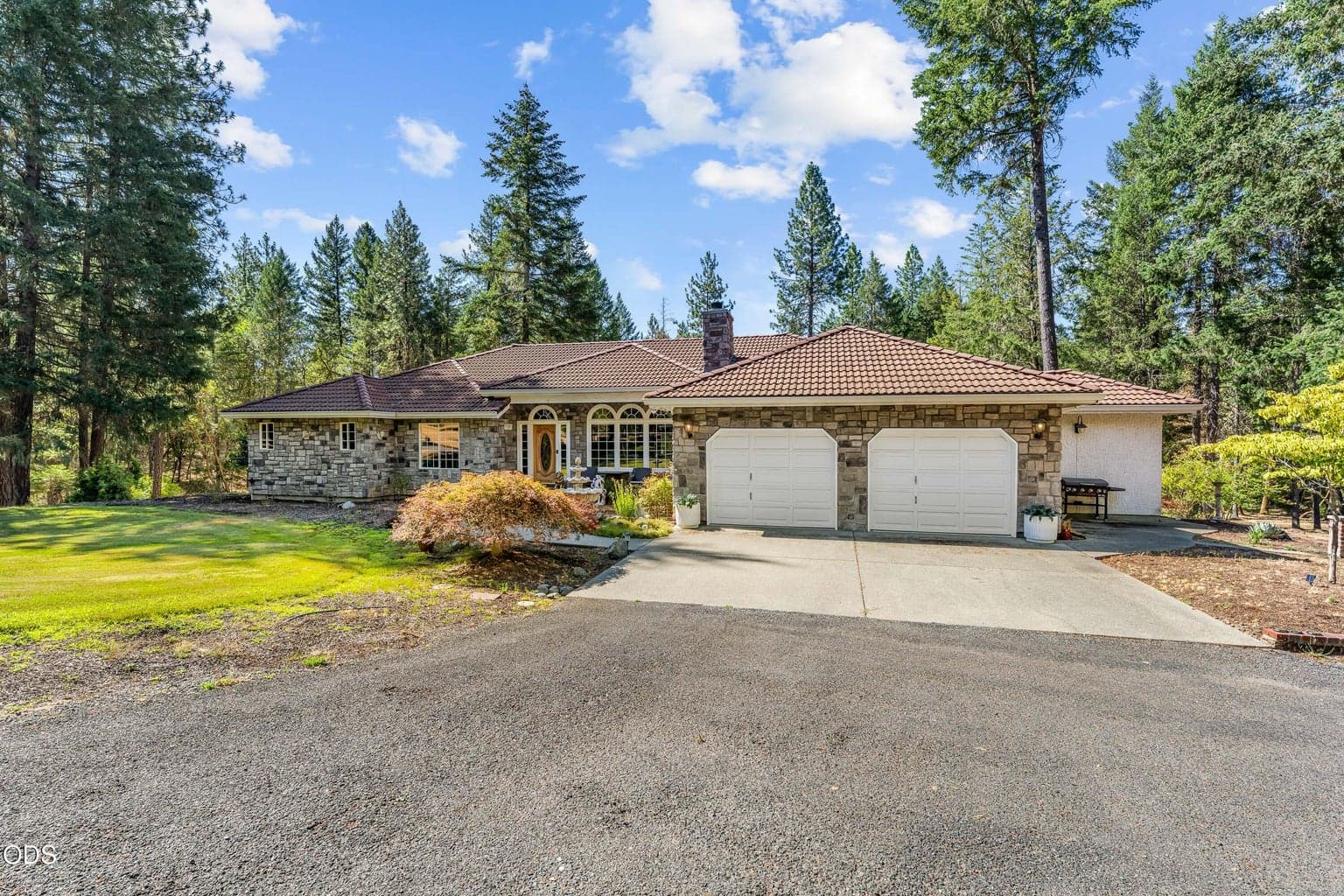 Photo of 313 Eagle Ridge Drive 5 of 66