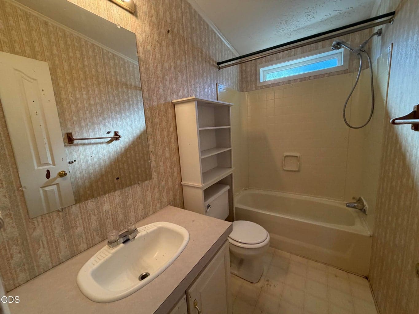 Photo of 19908 Lynx Lane 8 of 21